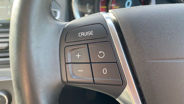 Volvo Xc60 D4 [181] SE Lux Nav 5dr Diesel Estate